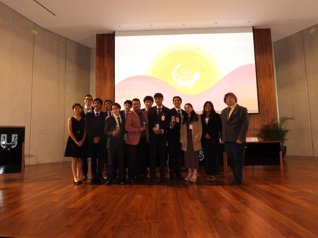 Faculty advisors de SMMUN